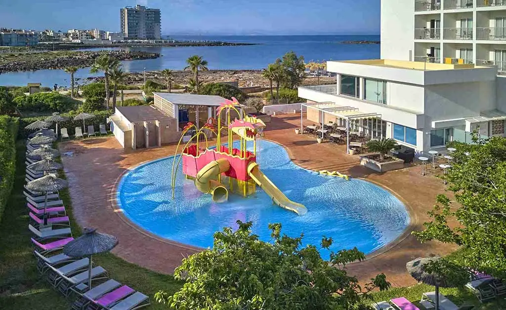 hotel romantica baia di maiorca